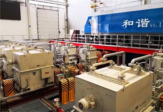 皖南電機(jī)為中國鐵路總公司和諧號機(jī)車設(shè)計制造的專用試驗臺架