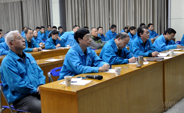 董事長陳根喜、總經(jīng)理陳學(xué)鋒等公司高層出席論壇