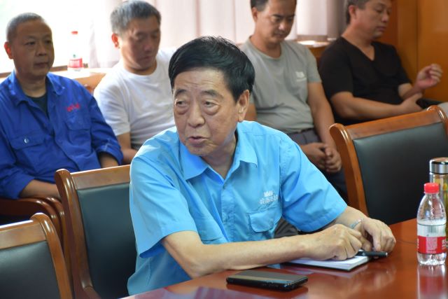陳根喜董事長參加外協(xié)企業(yè)現(xiàn)場管理提升推進(jìn)會(huì) 陳根喜董事長參加外協(xié)企業(yè)現(xiàn)場管理提升推進(jìn)會(huì)